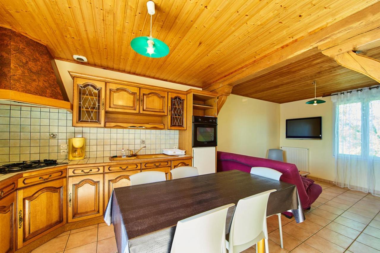 Village De Cromenach Camping Ambon